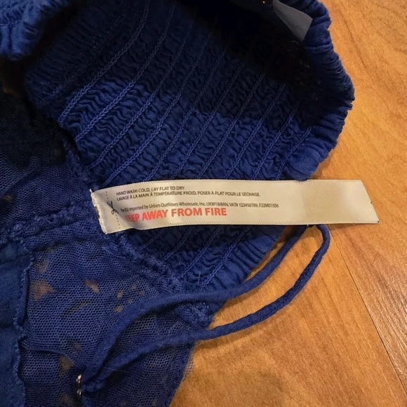 Free People Bralette Womens Small Blue Embroidered Lace Floral Smocked - Picture 4 of 7